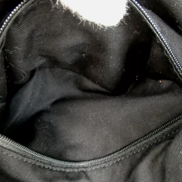 AUTHENTIC GIVENCHY LOGO EMBOSSED ONE BELT BAG - Picture 9 of 12